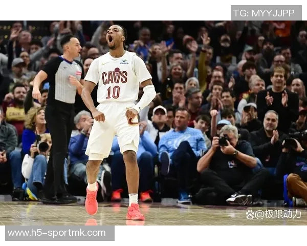 约维奇强调球队需加快节奏寻找场上角色如同步行者般灵活 约维奇强调球队需加快节奏寻找场上角色如同步行者般灵活